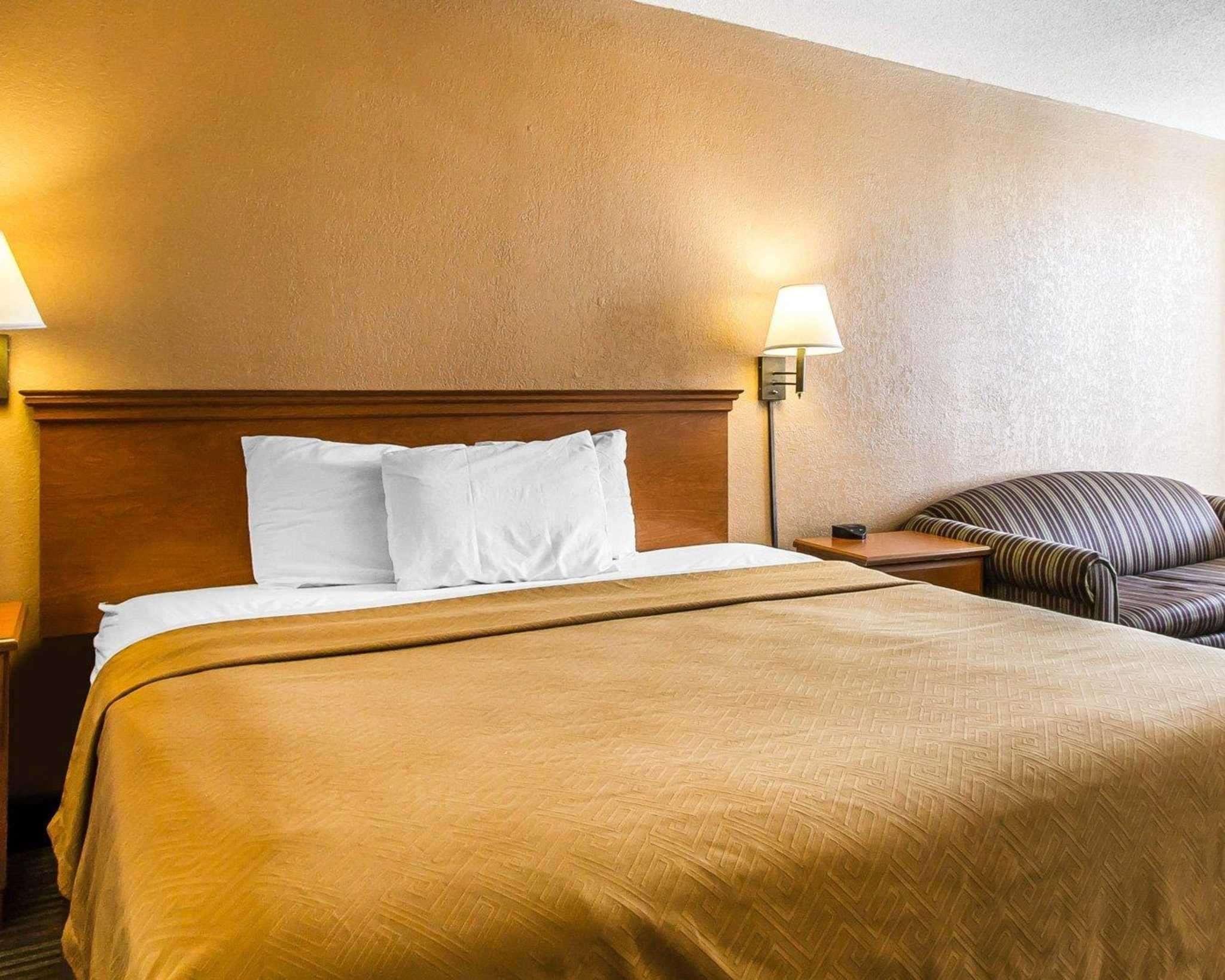 Econo Lodge Inn & Suites Near Bricktown Oklahoma City Kültér fotó