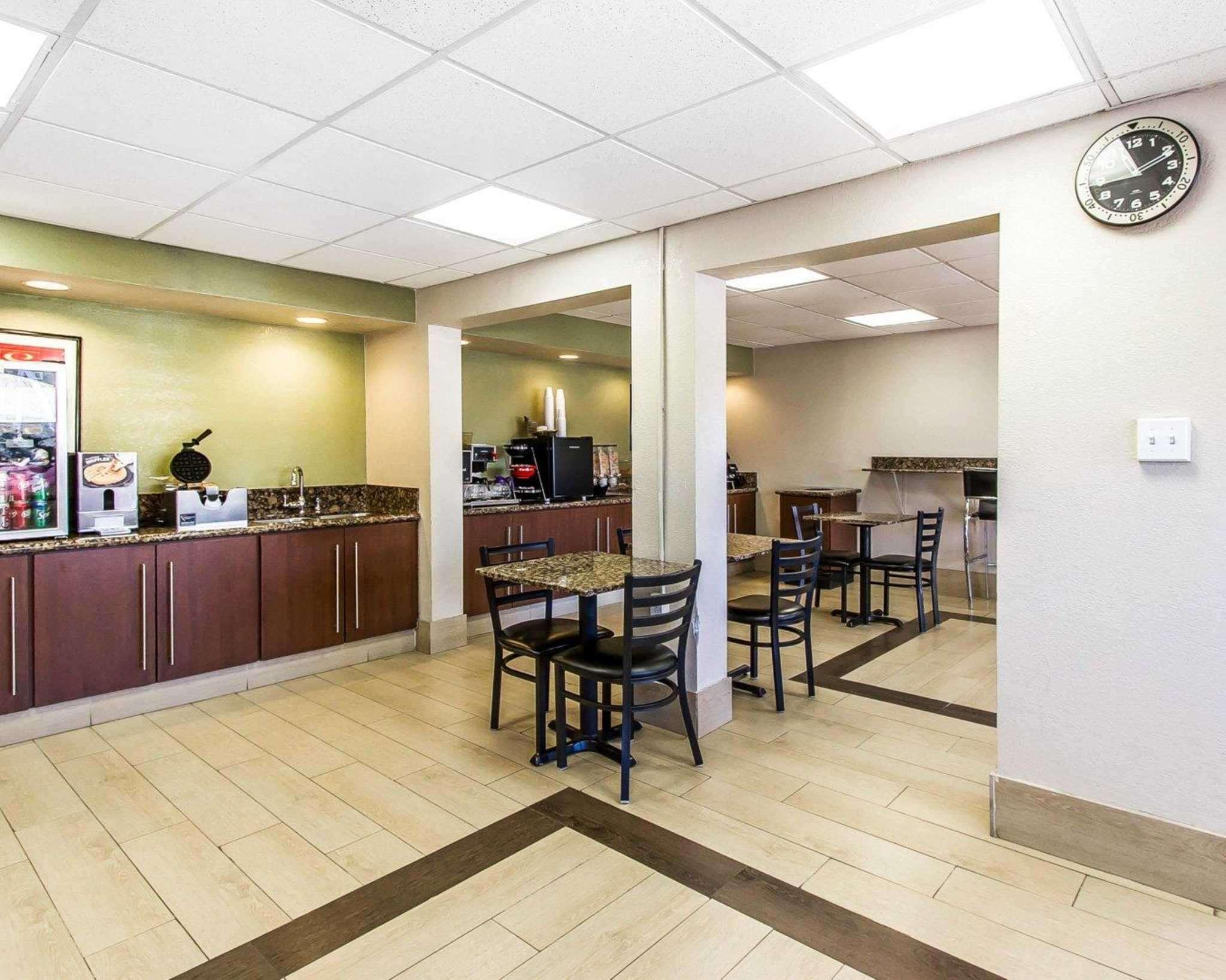 Econo Lodge Inn & Suites Near Bricktown Oklahoma City Kültér fotó