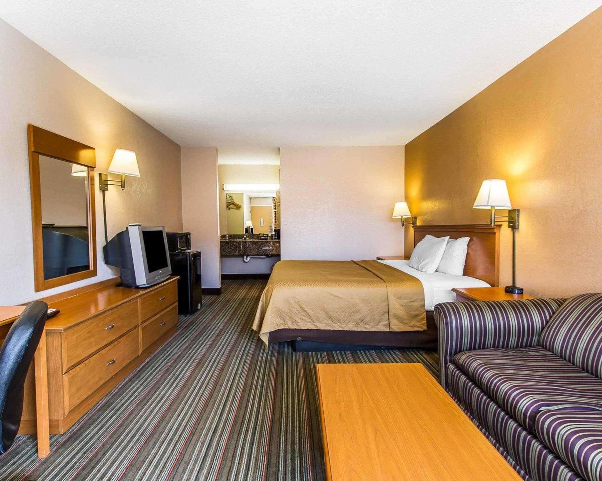 Econo Lodge Inn & Suites Near Bricktown Oklahoma City Kültér fotó